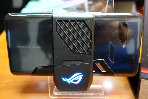画像ギャラリー No.005のサムネイル画像 / ASUS,「ROG Phone」を国内発表か。11月16日に発表会
