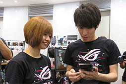 画像ギャラリー No.016のサムネイル画像 / ASUSが投入する“謎のゲーマー向けスマートフォン”とは? ももち&チョコブランカ選手など6人のレビュワーによる第一印象を聞いてみた