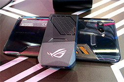 ���������꡼ No.013�Υ���ͥ������ / ASUS�տȤΥ����ޡ��������ޡ��ȥե����ROG Phone�פ�11��23����ȯ����ꡣ���ʤ���13����