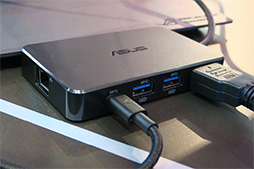 ���������꡼ No.029�Υ���ͥ������ / ASUS�տȤΥ����ޡ��������ޡ��ȥե����ROG Phone�פ�11��23����ȯ����ꡣ���ʤ���13����