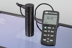 ꡼ No.082 | ROG Swift PG27UQץӥ塼4K 144HzG-SYNC HDRǥץ쥤Ȥ֤㤨̤פβͤõ