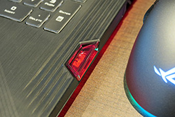 ���������꡼ No.007�Υ���ͥ������ / ASUS�������Ρ���PC�䥲���ޡ�������Х���ǥ����ץ쥤�ʤɿ����ʤ�¿��ȯɽ��������ˤ�Ȥ���2���̥Ρ���PC�����ܤ�