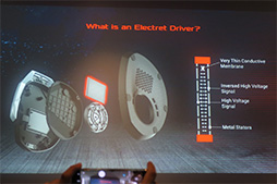 ���������꡼ No.029�Υ���ͥ������ / ASUS�������Ρ���PC�䥲���ޡ�������Х���ǥ����ץ쥤�ʤɿ����ʤ�¿��ȯɽ��������ˤ�Ȥ���2���̥Ρ���PC�����ܤ�