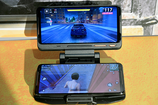画像ギャラリー No.023のサムネイル画像 / 写真で見るゲーム特化スマートフォン「ROG Phone II」。前モデルの不満点を細かく解消した実用性も見どころだ