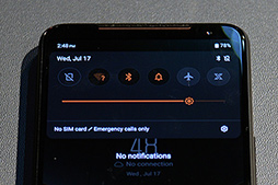 画像ギャラリー No.034のサムネイル画像 / 写真で見るゲーム特化スマートフォン「ROG Phone II」。前モデルの不満点を細かく解消した実用性も見どころだ
