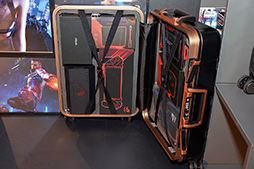 画像ギャラリー No.037のサムネイル画像 / 写真で見るゲーム特化スマートフォン「ROG Phone II」。前モデルの不満点を細かく解消した実用性も見どころだ