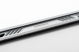 ���������꡼ No.010�Υ���ͥ������ / ASUS��ROG Zephyrus G14�ץƥ��ȥ�ݡ��ȡ�1.7kg̤���������������٤륲����Ρ���PC�ϡ������˥������ڤ������Ϥ�����Τ���
