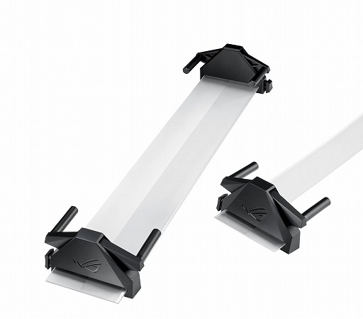 画像ギャラリー No.003のサムネイル画像 / ASUS,横に並べたディスプレイ間の隙間を目立たなくする「Bezel Free Kit」を国内発売