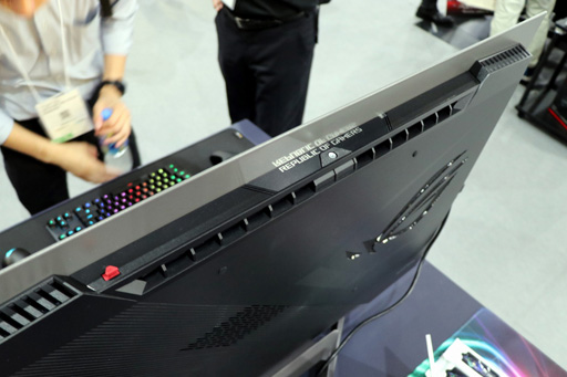 ���������꡼ No.003�Υ���ͥ������ / ��TGS2022��ASUS������̤ȯɽ���ʤ����Ÿ����41.5�����緿ͭ��EL�ǥ����ץ쥤��PG42UQ�פȡ�ROG Phone 6�פ����ܤ�