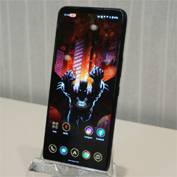画像集 No.008のサムネイル画像 / ASUS，新型ゲーマー向けスマホ「ROG Phone 6」シリーズを10月7日に発売。バットマンとコラボした特別モデルも登場