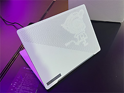 画像集 No.004のサムネイル画像 / 今年のゲームノートPCはアスペクト比16：10がメインに。ASUSが発表したゲーマー向けノートPCを写真でチェック