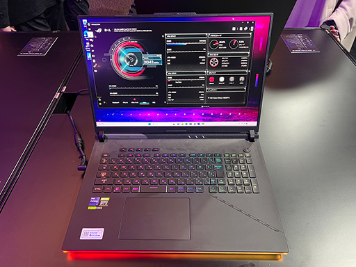 画像集 No.010のサムネイル画像 / 今年のゲームノートPCはアスペクト比16：10がメインに。ASUSが発表したゲーマー向けノートPCを写真でチェック