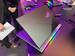 画像集 No.012のサムネイル画像 / 今年のゲームノートPCはアスペクト比16：10がメインに。ASUSが発表したゲーマー向けノートPCを写真でチェック