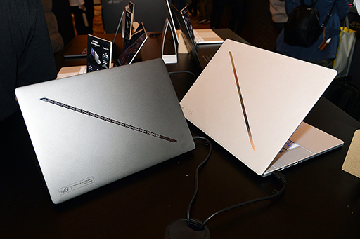 画像ギャラリー No.007のサムネイル画像 / ウルトラワイドの有機ELディスプレイやNUCにも注目。ノートPC以外にも気になるASUSの新製品をまとめてチェック