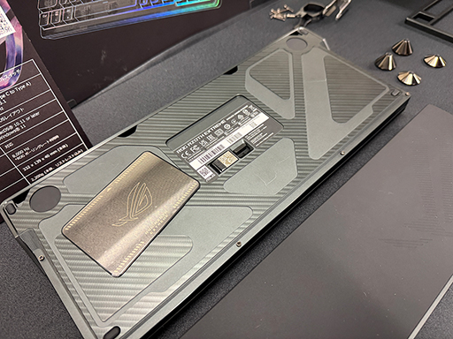 ���������꡼ No.003�Υ���ͥ������ / Rapid Trigger�б���65�󥭡��ܡ��ɤ䥫���ܥ���Ѥη��̥ޥ����ʤɡ�ASUS������ȯ��ͽ������ʤ����