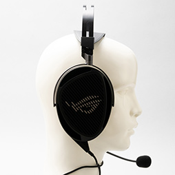 画像ギャラリー No.021のサムネイル画像 / 一度は体験したい平面駆動型スピーカー＋開放型のゲーミングヘッドセット「ROG Kithara」をレビュー