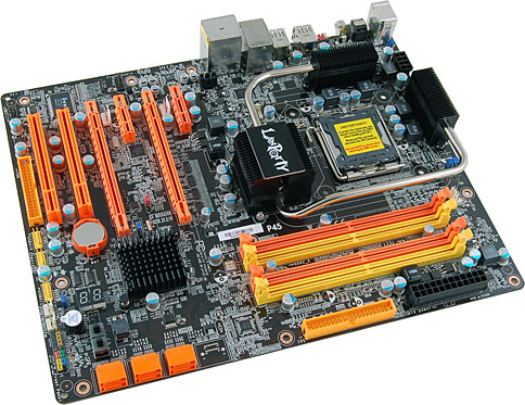 画像集#001のサムネイル/DFI,自動オーバークロック機能「ABS」搭載のLANParty新製品発売