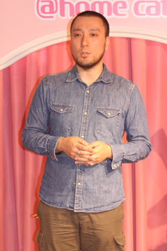 画像ギャラリー No.007のサムネイル画像 / 「TERA」と「＠ほぉ〜むカフェ」がコラボ。メイド服姿のエリーンが秋葉原でご主人様を出迎えてくれる「エリーンカフェ」発表会をレポート