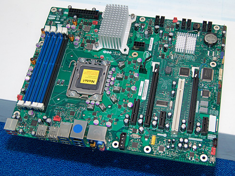 COMPUTEX 200815NehalemбμåץåȡTylersburgסܥޥܡ7礬Ÿ