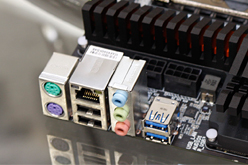 ꡼ No.003 | CeBITGIGA-BYTEСåƽޥܡɡGA-X58A-OCפȼ顼ѤOCGeForce