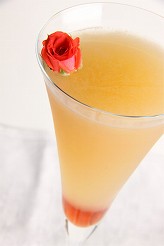 画像ギャラリー No.007のサムネイル画像 / 「クロシーノ」,レストラン「キリストンカフェ東京」とタイアップ