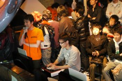 画像ギャラリー No.033のサムネイル画像 / 「ストリートファイターIV」の猛者達が新宿に集結,世界中から注目を集めた格ゲーイベント「GODSGARDEN #2」レポート