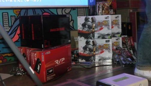 画像ギャラリー No.041のサムネイル画像 / 「ストリートファイターIV」の猛者達が新宿に集結,世界中から注目を集めた格ゲーイベント「GODSGARDEN #2」レポート