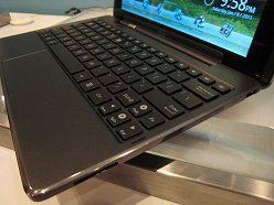 画像ギャラリー No.009のサムネイル画像 / Windows 7搭載型やAndroid搭載型が揃ったASUSのタブレット端末に実際に触ってみた