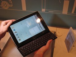 画像ギャラリー No.015のサムネイル画像 / Windows 7搭載型やAndroid搭載型が揃ったASUSのタブレット端末に実際に触ってみた