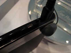 画像ギャラリー No.025のサムネイル画像 / Windows 7搭載型やAndroid搭載型が揃ったASUSのタブレット端末に実際に触ってみた