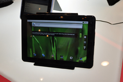 ꡼ No.014Υͥ / COMPUTEXViewSonicWindows 7Androidǥ奢֡Ȥ10֥åȤȯɽShuttleϵŬޡդ֥åȤŸ