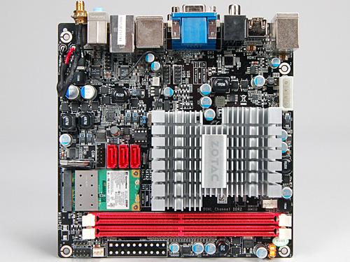 画像ギャラリー No.004のサムネイル画像 / ZOTAC製mini-ITXマザー「IONITX」レビュー掲載。IONプラットフォームの実力をムービーでチェックする