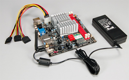 画像ギャラリー No.006のサムネイル画像 / ZOTAC製mini-ITXマザー「IONITX」レビュー掲載。IONプラットフォームの実力をムービーでチェックする