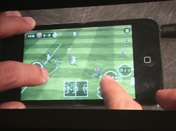 ꡼ No.007 | ֥ǥå ڡ 2פоͽ⡪ EAiPod touchब¿Ҳ𤵤줿Game Nights at the Apple Storeפ3ܤݡ