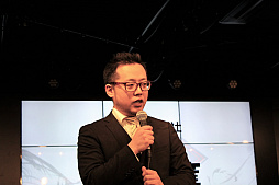 画像ギャラリー No.010のサムネイル画像 / LEVEL∞&NVIDIAがプロゲーマーチーム「父ノ背中」とスポンサー契約を締結。調印式も行われた発表会とファンミーティングをレポート