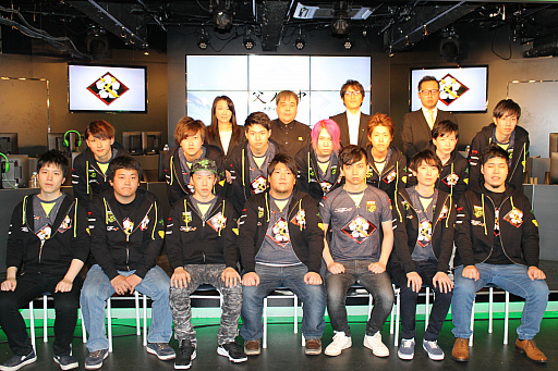 Level Nvidiaがプロゲーマーチーム 父ノ背中 とスポンサー契約を締結 調印式も行われた発表会とファンミーティングをレポート