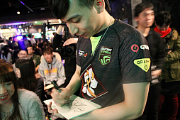 ���������꡼ No.015�Υ���ͥ������ / LEVEL���NVIDIA���ץ������ޡ���������������פȥ��ݥ󥵡���������롣Ĵ������Ԥ�줿ȯɽ��ȥե���ߡ��ƥ��󥰤��ݡ���