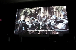 画像ギャラリー No.007のサムネイル画像 / 人気お笑い芸人6人が激突!「Gears of War 2」発売記念イベントの模様をレポート