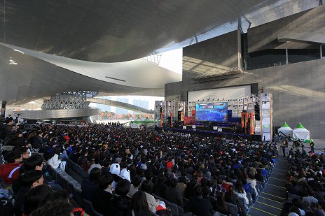 ꡼ No.003Υͥ / ֥֥쥤ɥɥפĩܿܤΥץ쥤䡼˸ơNCSOFTΥå