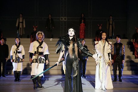 ꡼ No.004Υͥ / ֥֥쥤ɥɥ򿶤֤ꡤ٥4˻ĤäˤĤNCSOFT