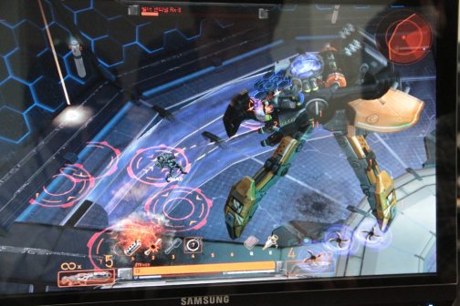 ꡼ No.005 | G-Star 2010ϡȥ塼ƥ󥰥Diabloɤפ碌֥᥿֥å륿ʥƥ֡סNCsoft֡Ƕϥץ쥤򤸤äͷǤߤ