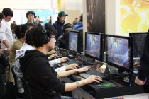 ꡼ No.015Υͥ / G-Star 2010ϡȥ塼ƥ󥰥Diabloɤפ碌֥᥿֥å륿ʥƥ֡סNCsoft֡Ƕϥץ쥤򤸤äͷǤߤ