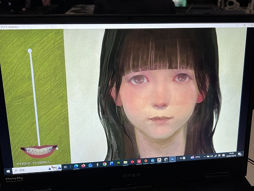 画像ギャラリー No.011のサムネイル画像 / 閉じた瞼の上に描かれた大きな目。「君はなぜそんな人なのか」が突きつける，社会的な仮面と本当の自分の相克