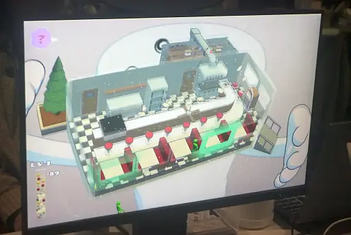画像ギャラリー No.003のサムネイル画像 / 巨人になって建物を揺すり,人や家具を外に出す。直感的な気持ちよさが魅力の「CLEAN UP GIANT」を体験してきた
