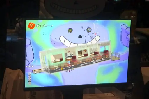 画像ギャラリー No.004のサムネイル画像 / 巨人になって建物を揺すり,人や家具を外に出す。直感的な気持ちよさが魅力の「CLEAN UP GIANT」を体験してきた