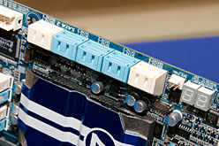 画像ギャラリー No.009のサムネイル画像 / AMDの次世代チップセット「AMD 890」搭載マザーボード,ASUSとMSIから公開に