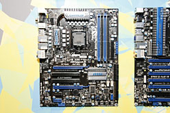 画像ギャラリー No.010のサムネイル画像 / AMDの次世代チップセット「AMD 890」搭載マザーボード,ASUSとMSIから公開に