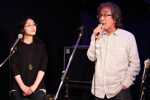 画像ギャラリー No.006のサムネイル画像 / ゲーム業界が舞台の小説「あの日 勇者だった僕らは」,出版記念パーティーレポート。麻野一哉氏や中村光一氏らをゲストにトークを繰り広げる