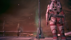 画像集#017のサムネイル/RPGながらTPSのような操作感を持ち,重厚なストーリーにのめり込めそうな「Mass Effect」の先行プレイレポートを掲載