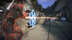 画像集#023のサムネイル/RPGながらTPSのような操作感を持ち,重厚なストーリーにのめり込めそうな「Mass Effect」の先行プレイレポートを掲載